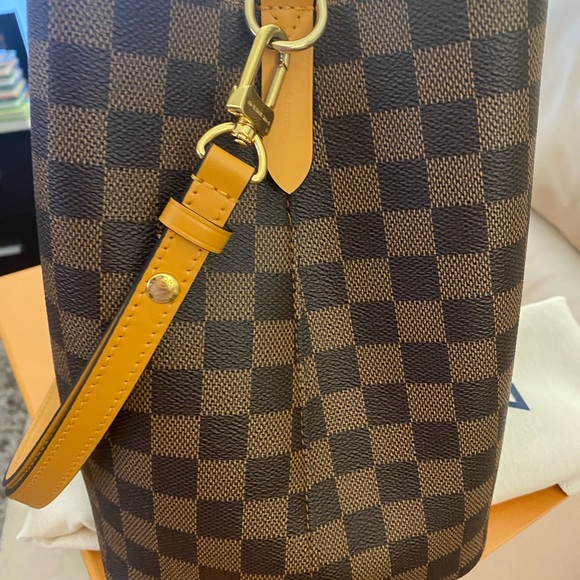 💛SOLD 💛LV NÈO NÈO MM DAMIER💛 - Picture 6 of 15